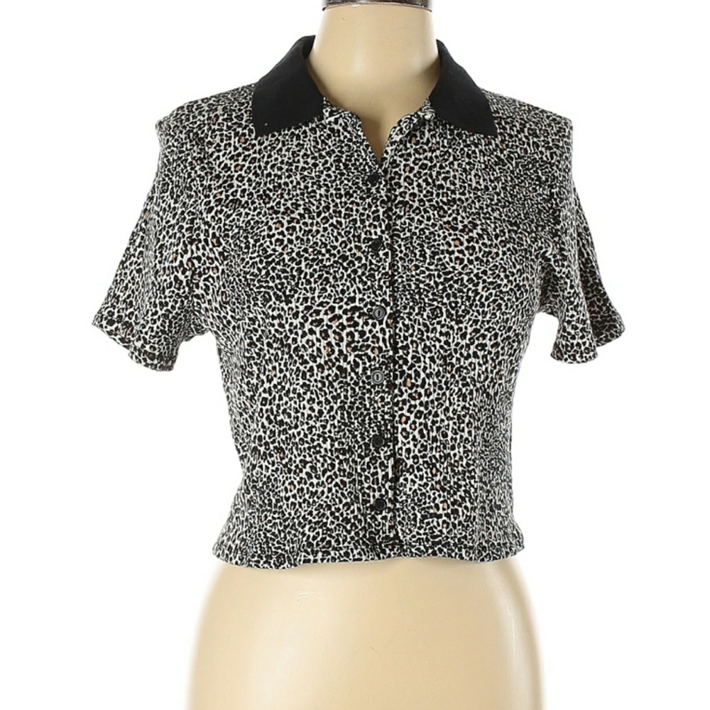 Wild Fable Large Cheetah Print Button Up Crop Top